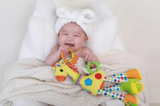 双鸭山宝宝肚子胀气怎么办